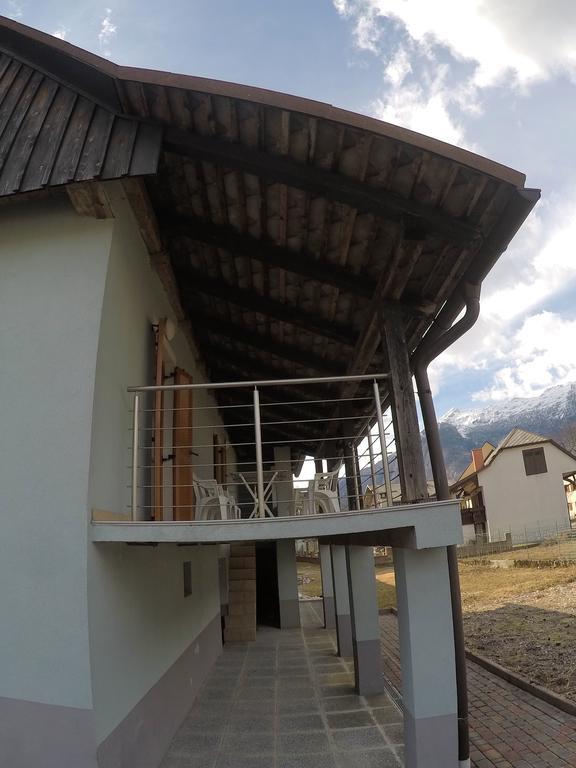 Lesjakova Domacija Bovec Exteriör bild